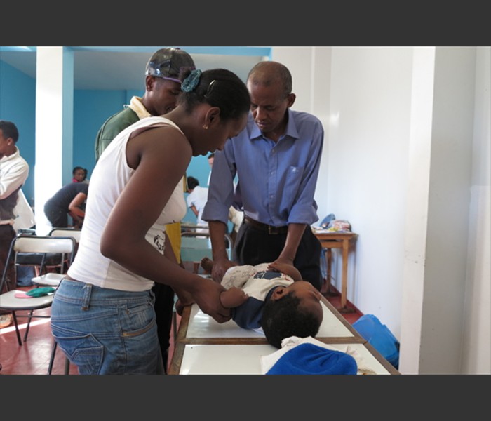 Consultations enfants Antananarivo nov14 